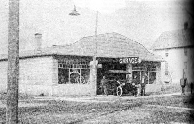 Pandora Garage in 1913